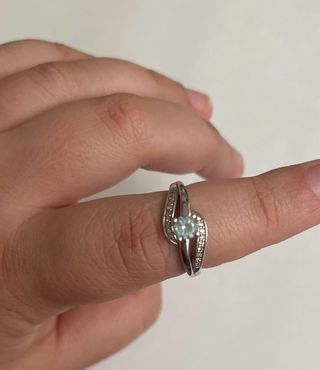 Anillo de compromiso aguamarina diamante