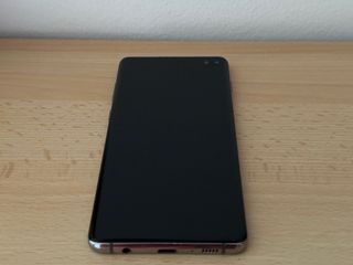 Samsung galaxy S10+, cargador, protrotec. pantalla