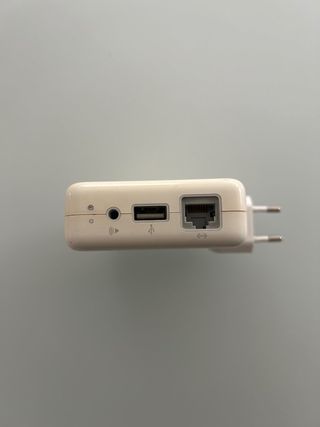 Apple Airport Express (1st Generation)