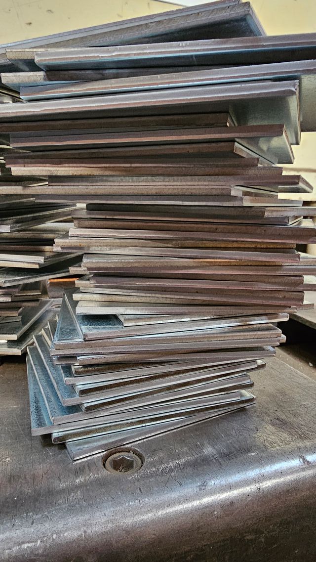 Paquete 50 recortes Galvanizado 10x11,5cm en 4mm