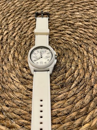 Reloj deportivo unisex DKNY