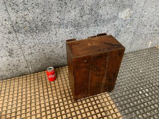 Armario cajonero pequeño