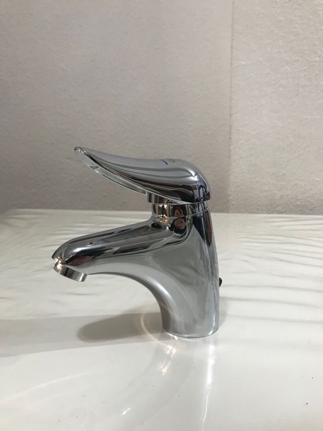 Grifo monomando Lavabo Cromado (nuevo)