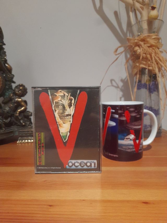 JUEGO" V "ESTAN AQUI !! ZX SPECTRUM (FUNCIONA)