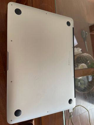 Portatil MacBook Air 13” PARA PIEZAS