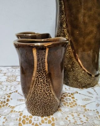 juego,de, jarras, cerámica, esmaltada