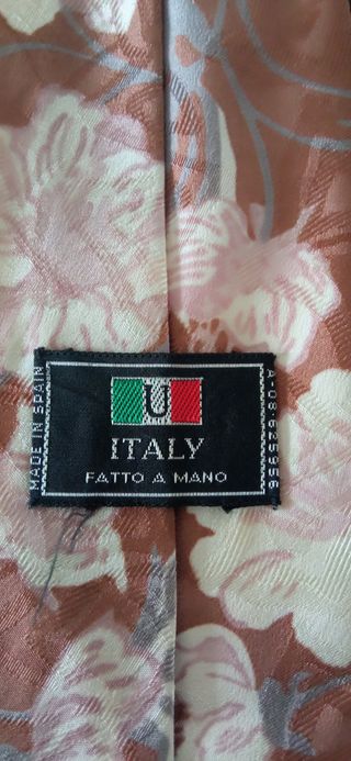 Juego de dos corbatas de diseño italiano 