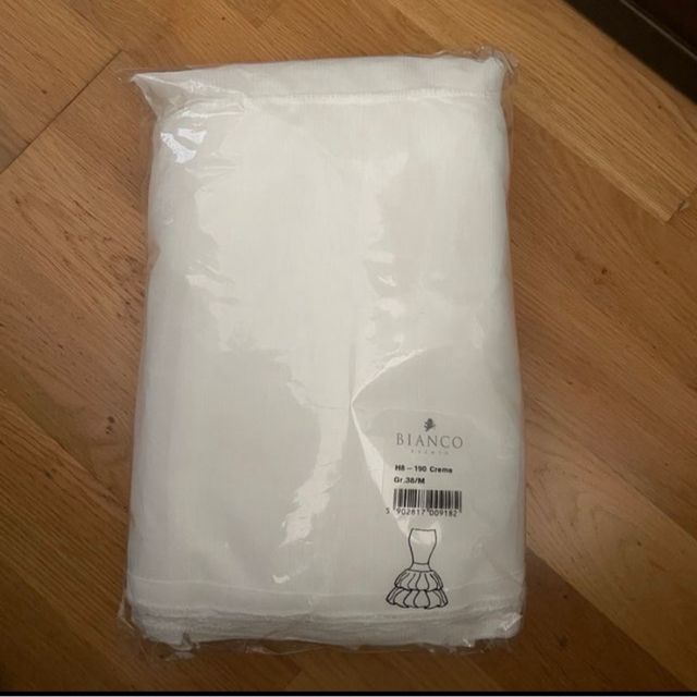 cancan novia silueta A talla Mediana