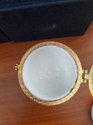 Coppia uova di porcellana anni 60