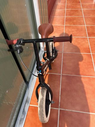 bicicleta sin pedales  con freno