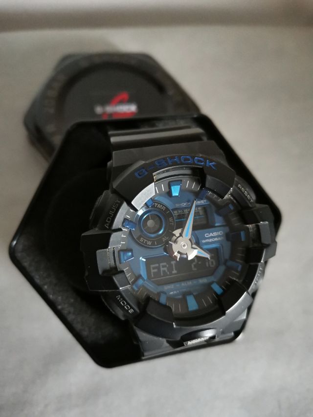 Reloj G-SHOCK GA-710  nuevo