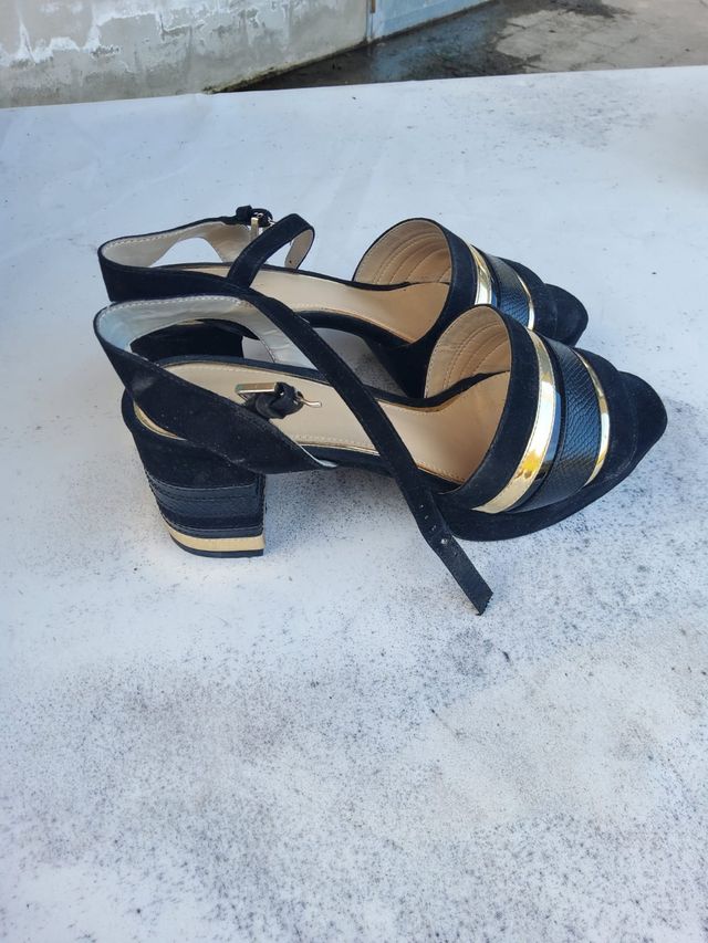 Scarpe da donna con tacco