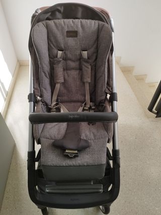 Silla bebe completa.  Inglessina Aptica