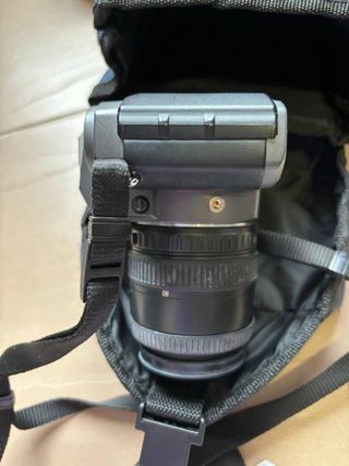 Camara Pentax P30t con funda objetivo y flash