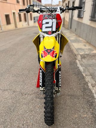 Suzuki RM 125