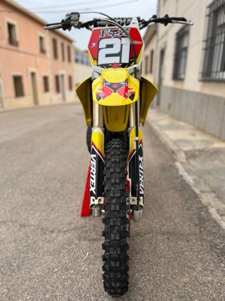 Suzuki RM 125