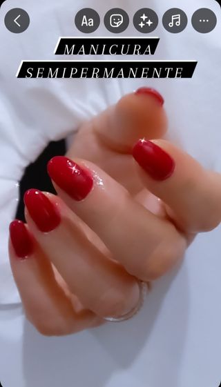 Manicura y pedicura,extensiónes pestañas