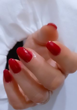 Manicura y pedicura,extensiónes pestañas