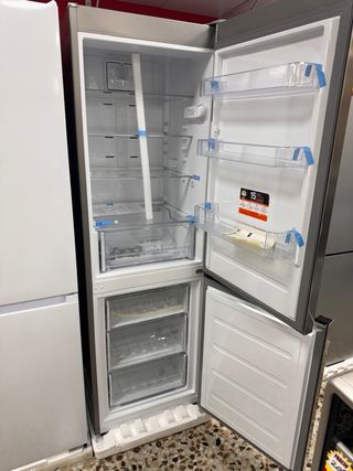 OFERTA, NEVERA COMBI INDESIT ( A+++ ) 425€