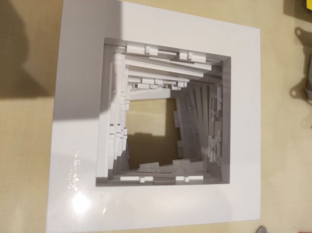 luz. marcos simples Schneider