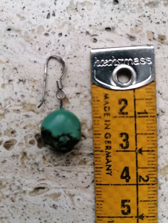 1 pendiente de turquesa