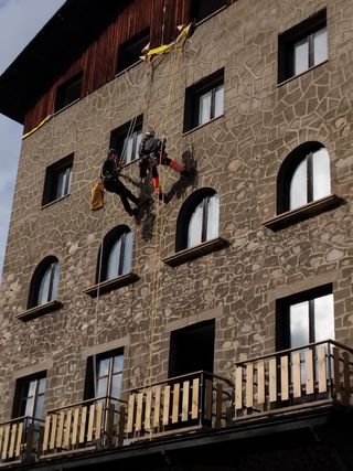 trabajos verticales pirineos 