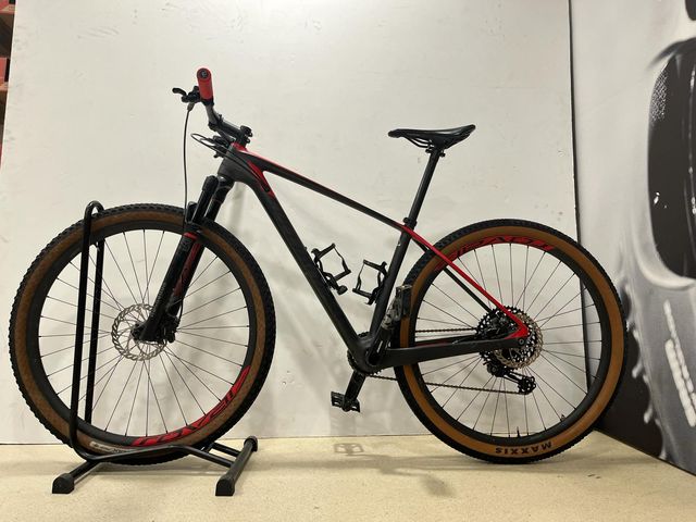 Stumpjumper HT Expert Carbon 29