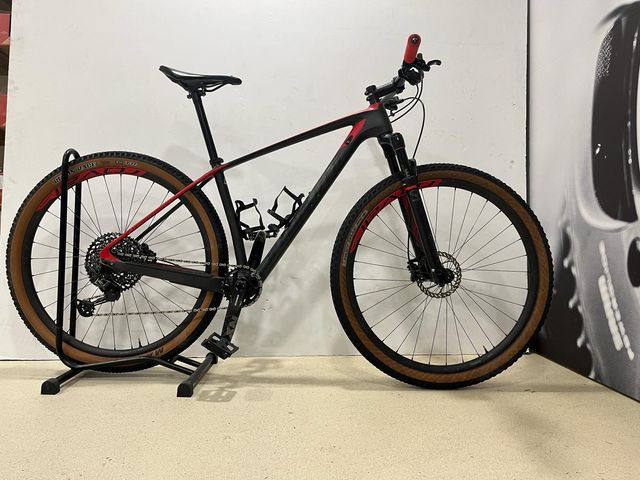 Stumpjumper HT Expert Carbon 29