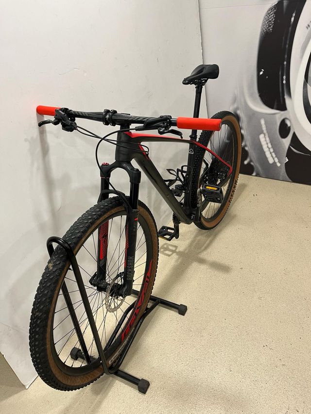 Stumpjumper HT Expert Carbon 29