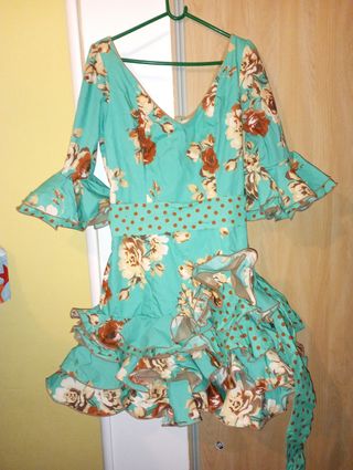 vestido flamenca talla 44  con accesorios 