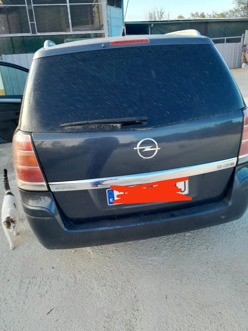 Opel Zafira 2006 - foto 1