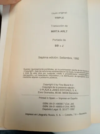 Ken Follet. TRIPLE