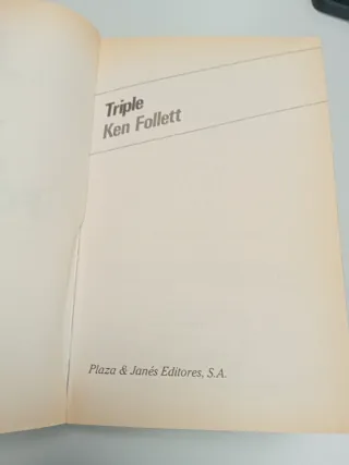 Ken Follet. TRIPLE