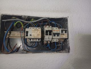 ELECTRICISTA DOMICILIARIO 