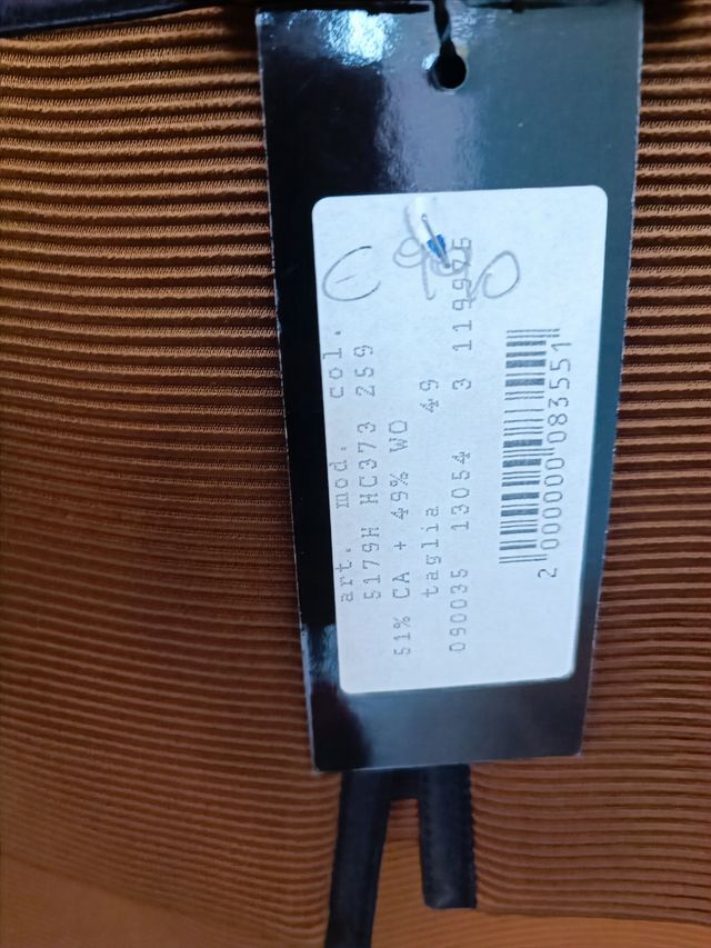 Tailleur donna con gonna 