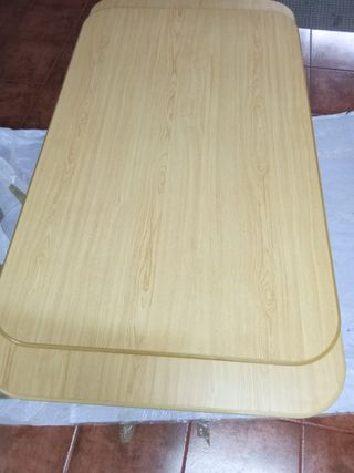Mesa madera cocina/salón y 4 sillas