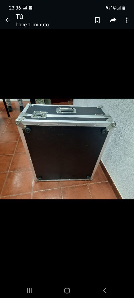 Caja para mesa de mezclas guardar material musical