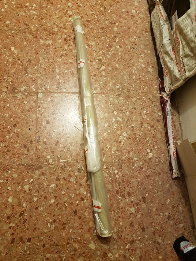 Cortinilla extensible vertical