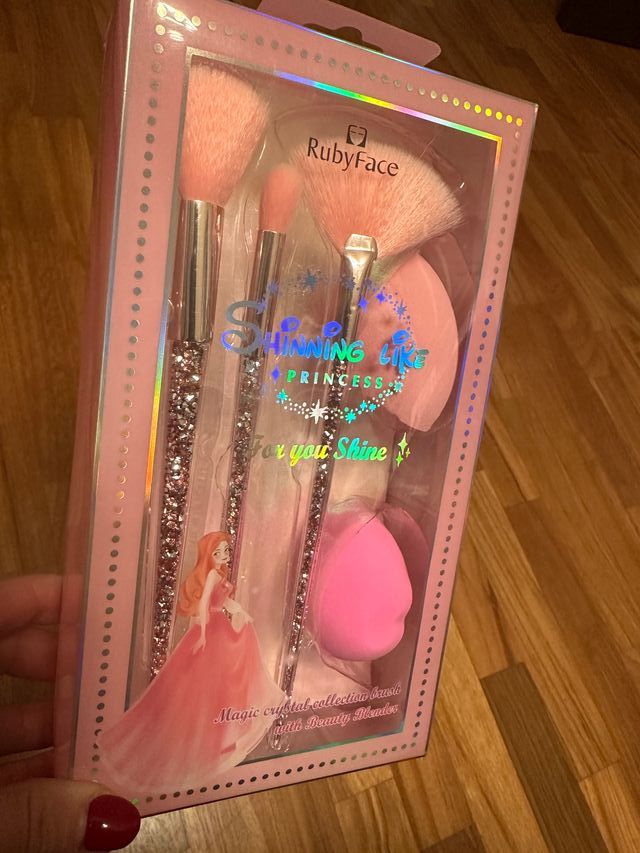 Set pennelli Shinning Like Princess