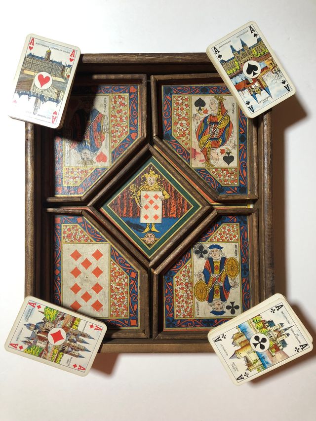 ANTIGUO JUEGO NAIN JAUNE ENANO AMARILLO