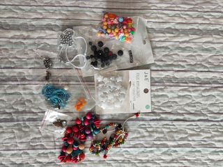 Abalorios para pulseras y collares