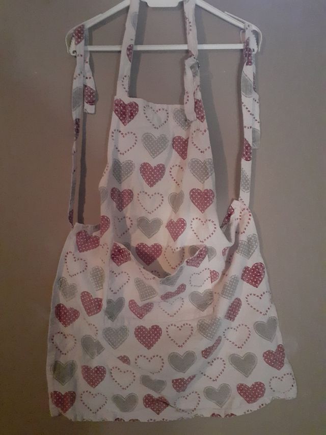 Grembiule fantasia cuori