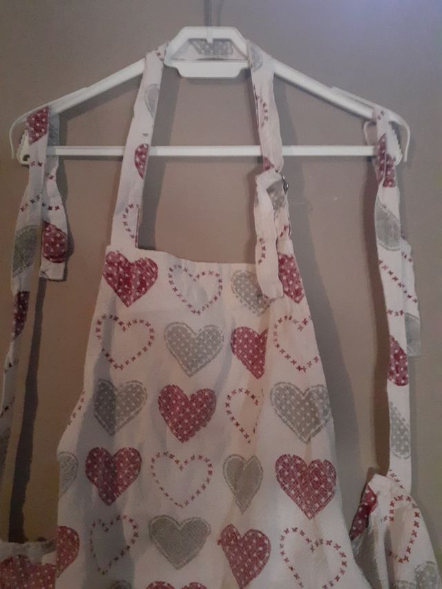 Grembiule fantasia cuori