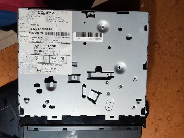 Equipo multimedia para coche