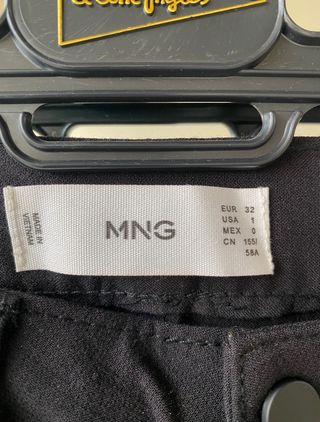 Pantalón Ancho Negro Mango