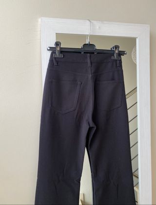 Pantalón Ancho Negro Mango