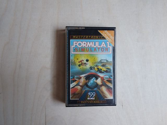 Juego FORMULA 1 SIMULATOR (3x2 en Mastertronic)