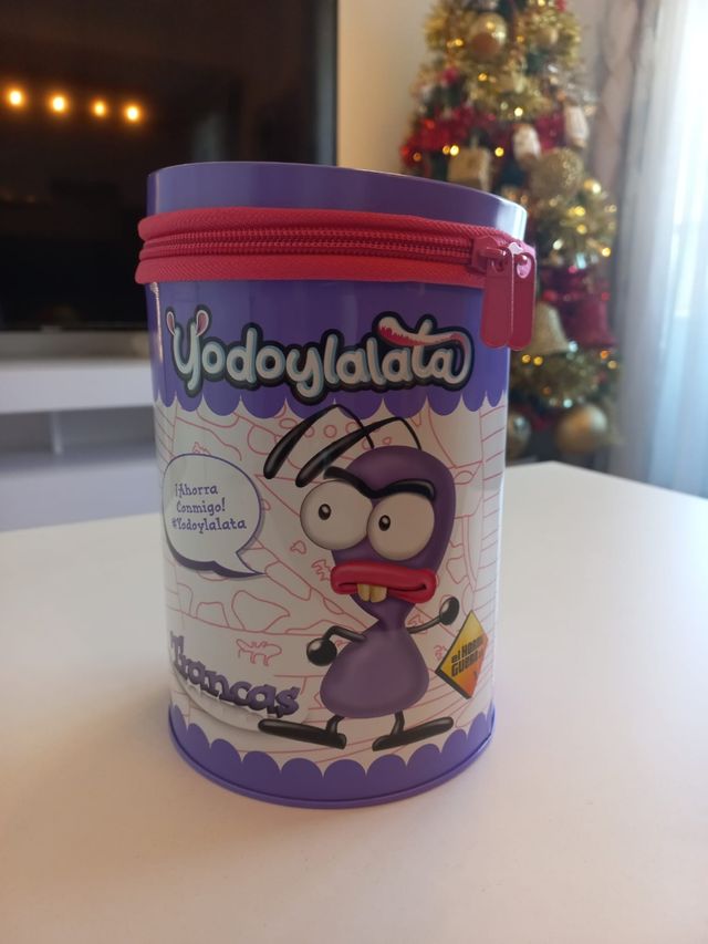 Hormiguero hucha y peluche trancas