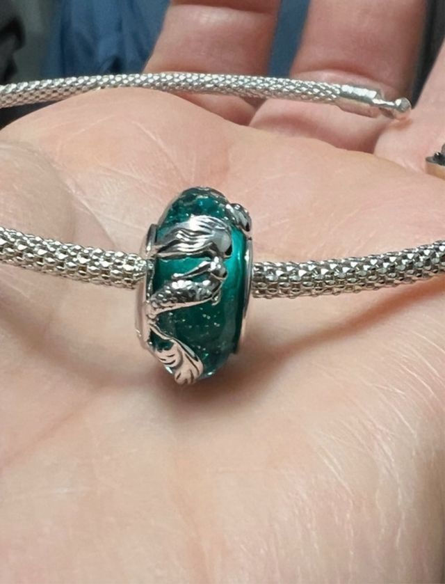 Murano sitenita Ariel plata primera ley