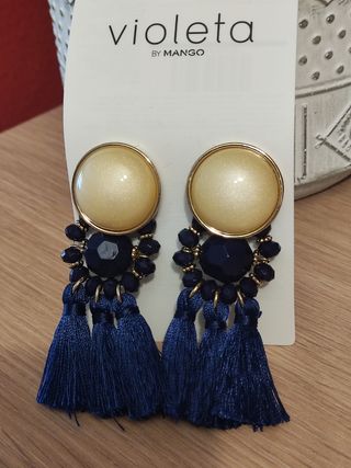 Pendientes largos perlas y flecos